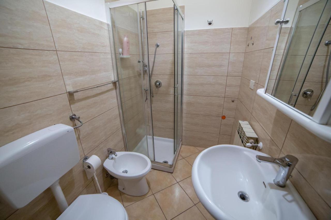 Bed and Breakfast Antichi Profumi Катанія Екстер'єр фото
