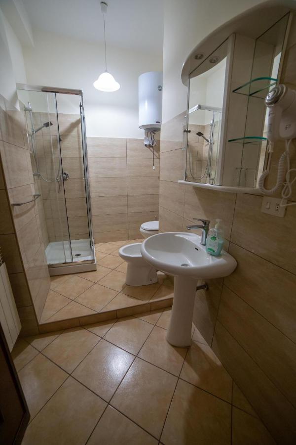 Bed and Breakfast Antichi Profumi Катанія Екстер'єр фото