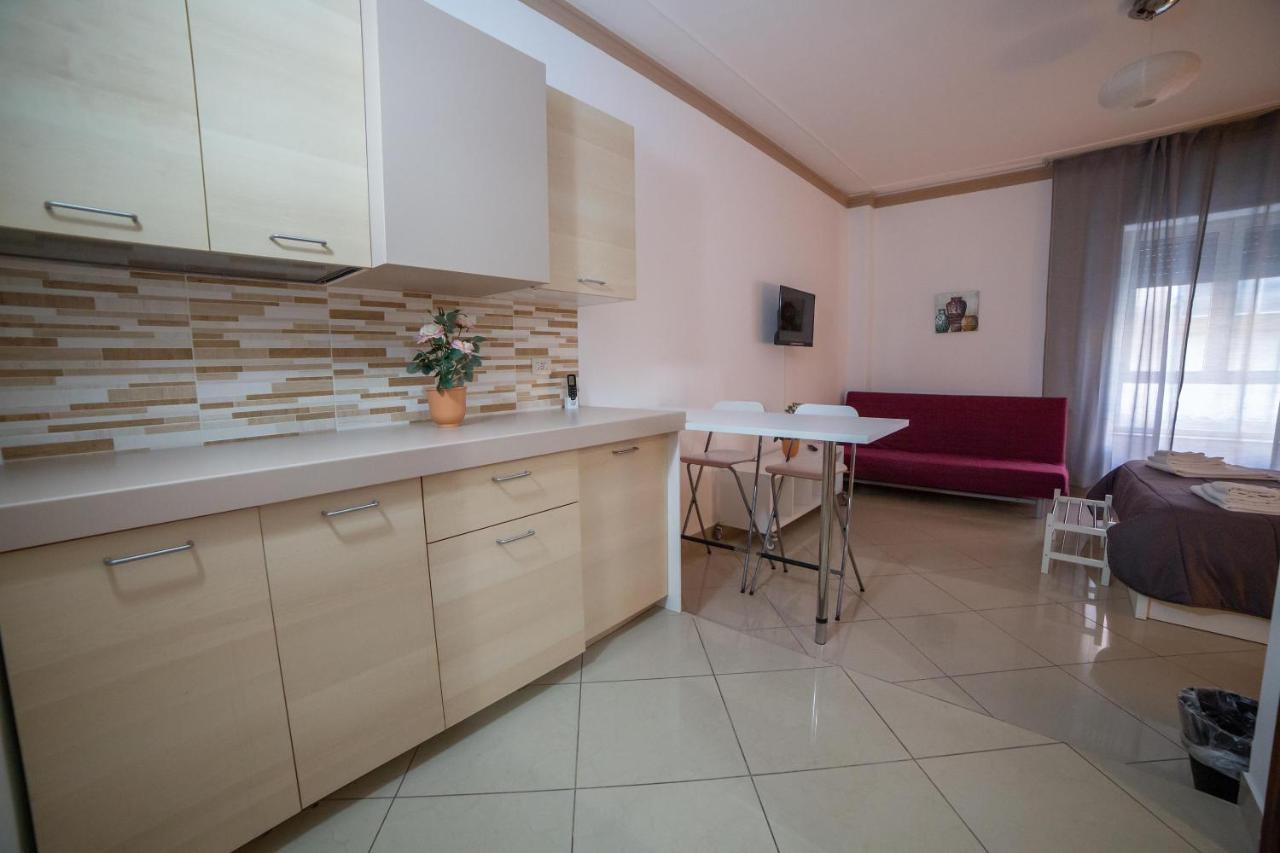 Bed and Breakfast Antichi Profumi Катанія Екстер'єр фото